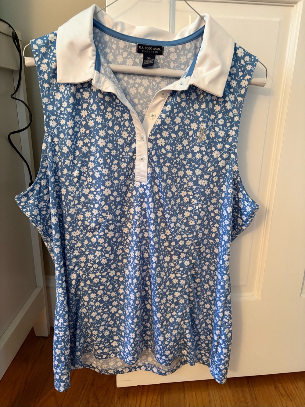 U.S. Polo Assn. Light Blue and White Floral Sleeveless Polo Tank